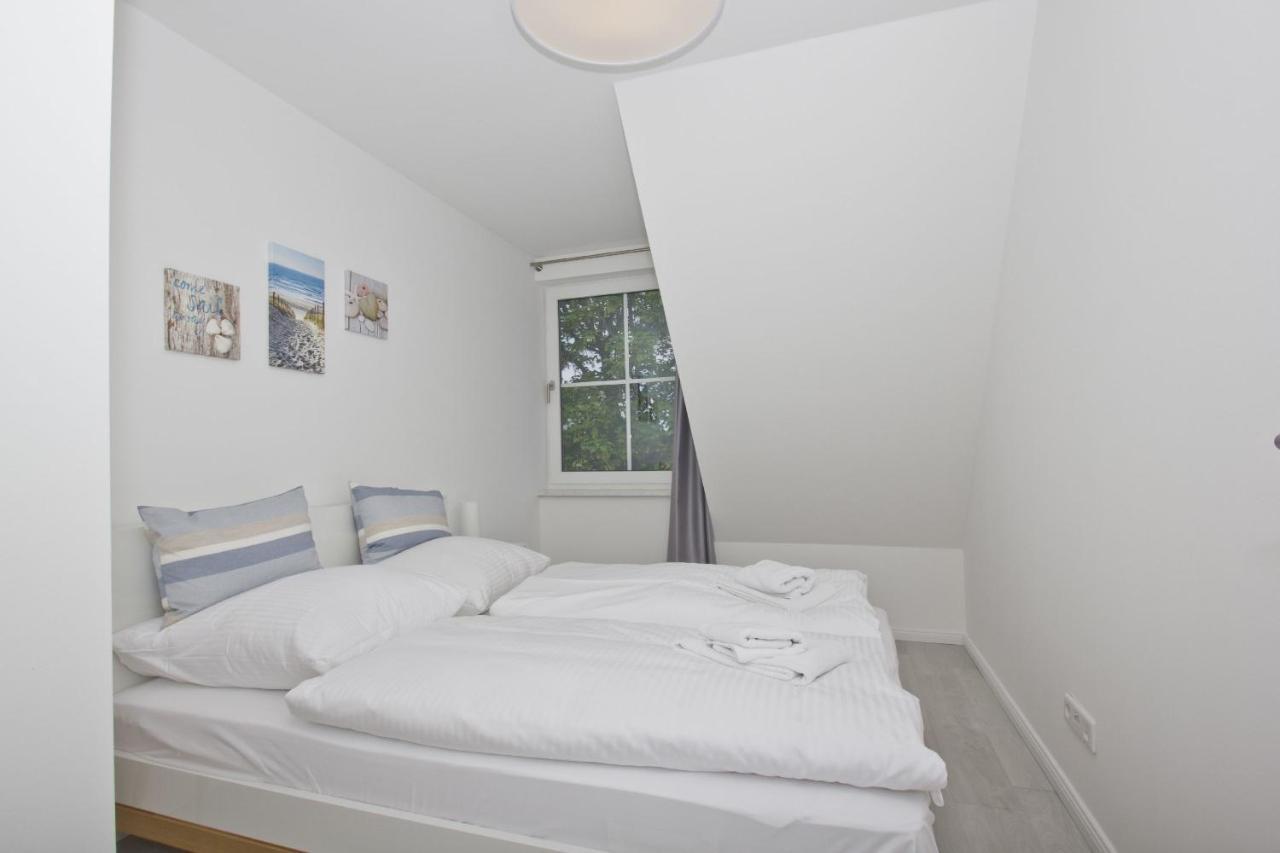 Gratis Nutzung Vom Ahoi Erlebnisbad Und Sauna In Sellin - Haus Inselwind Fewo Meerwellen Groß Zicker Exterior foto